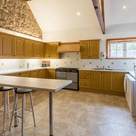 Muncaster Castle Coachman's Quarters 4* Ravenglass