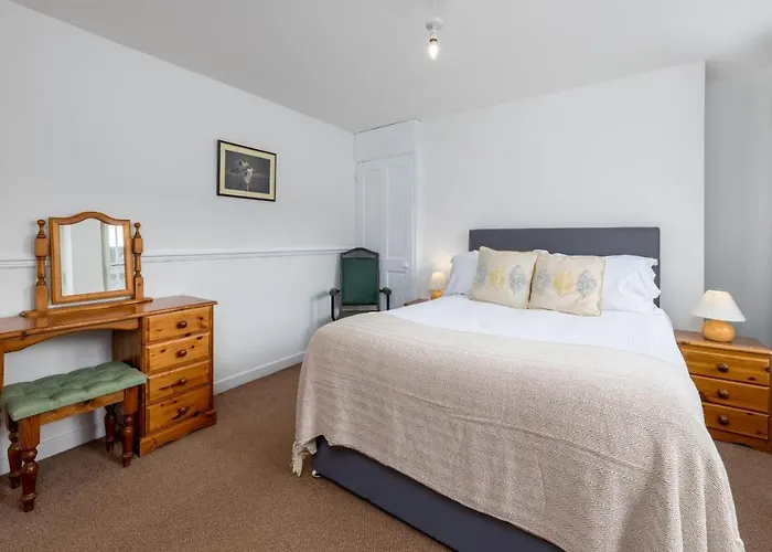 Muncaster Castle Coachman's Quarters 4*