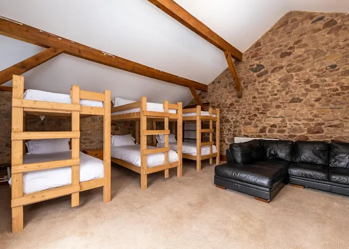 Muncaster Castle Coachman's Quarters 4*