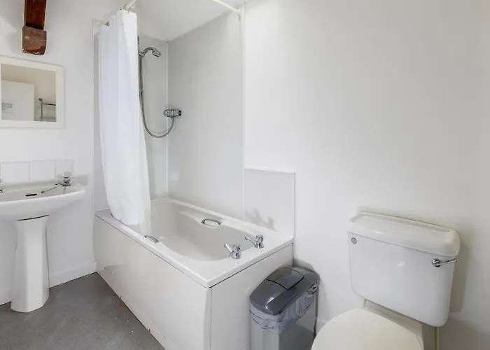 Muncaster Castle Coachman's Quarters 4*