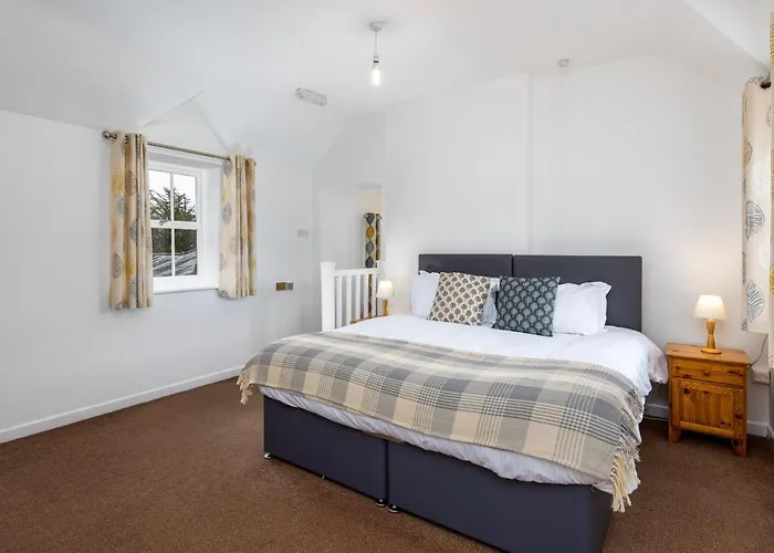 Guest house Muncaster Castle Coachman's Quarters 4*