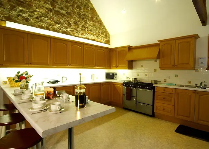 Guest house Muncaster Castle Coachman's Quarters 4*