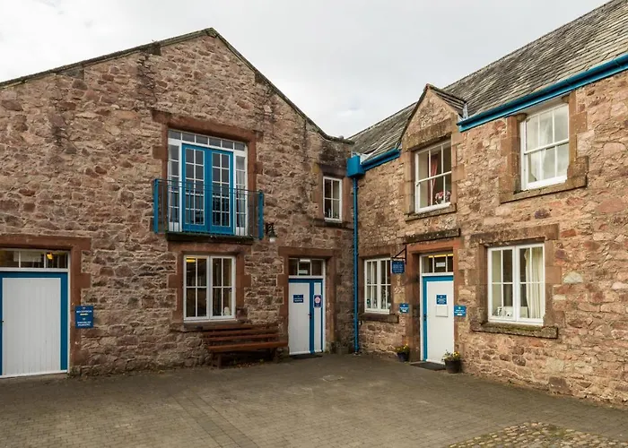 Muncaster Castle Coachman's Quarters Guest house 4*