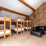 Muncaster Castle Coachman's Quarters 4*