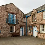 Muncaster Castle Coachman's Quarters Gæstehus 4*